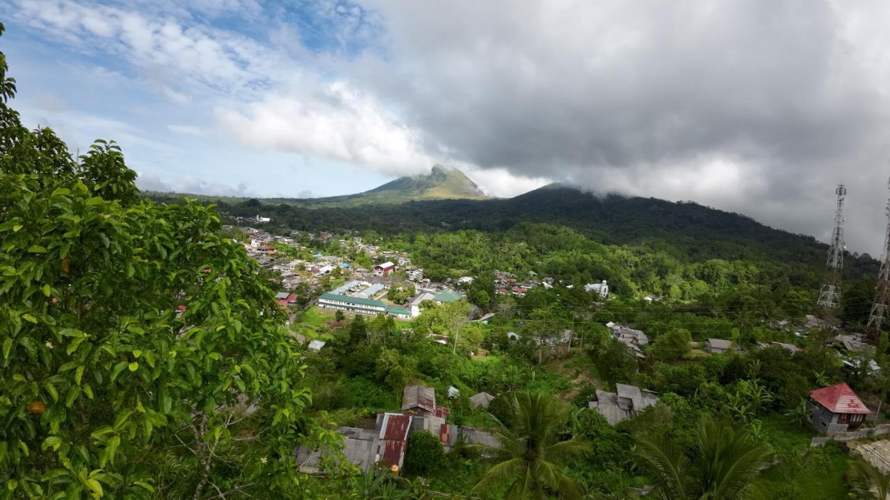 Rimba Eco Resort Tomohon Exterior photo
